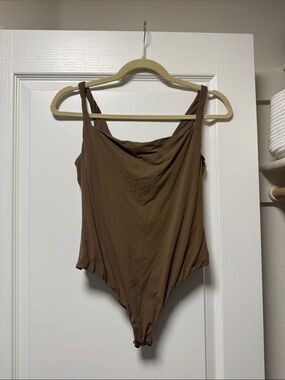 Skims fits everybody square neck bodysuit xl